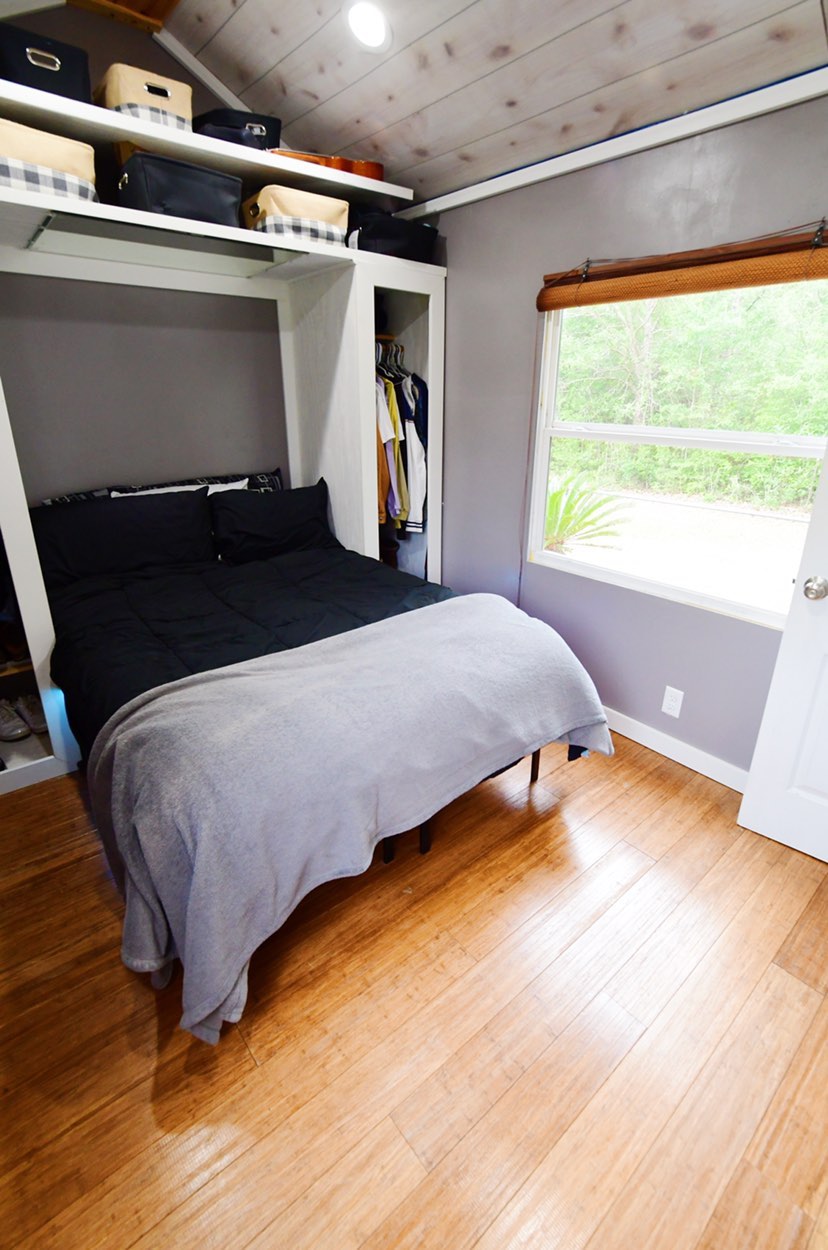 Matt Ryans DIY Tiny House on Wheels with A Bedroom 001