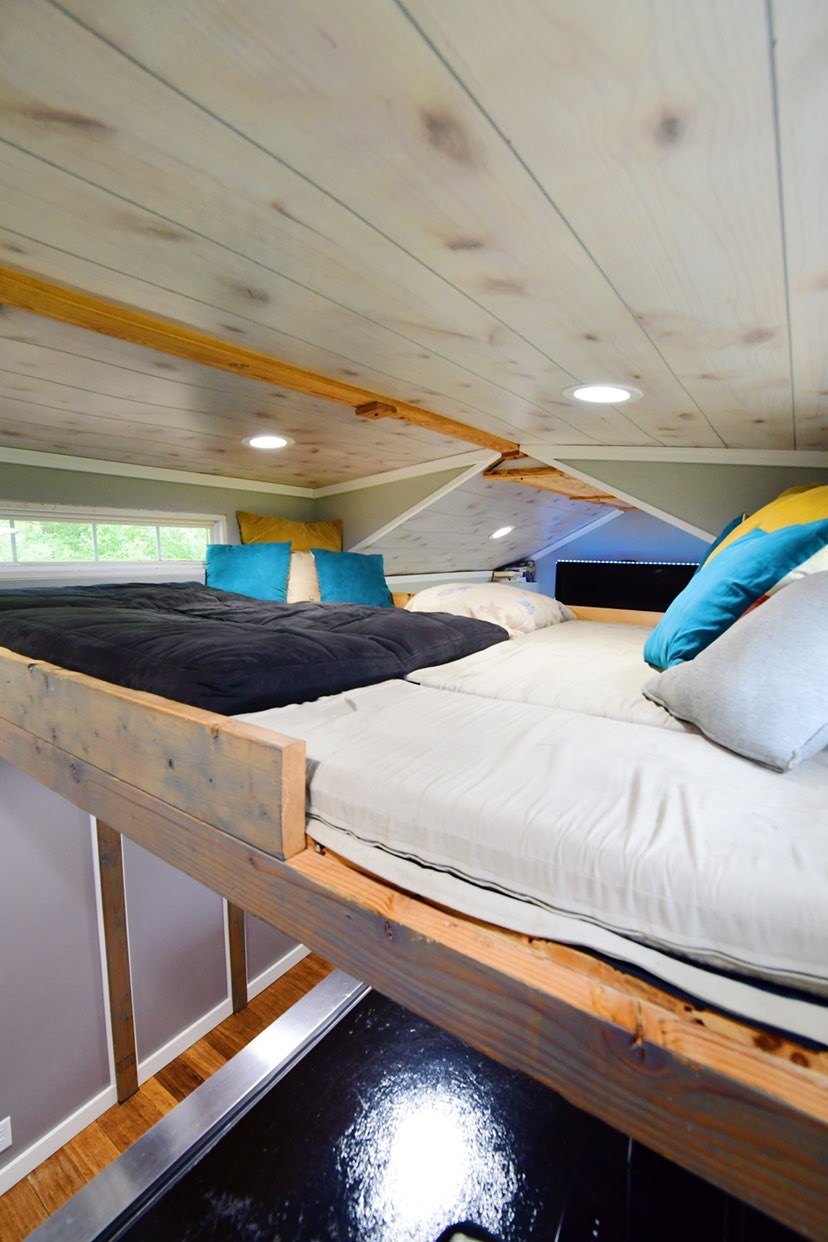 Matt Ryans DIY Tiny House on Wheels with A Bedroom 007