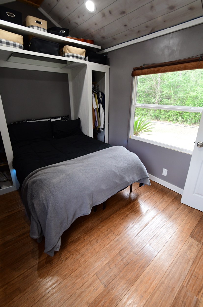 Matt Ryans DIY Tiny House on Wheels with A Bedroom 008