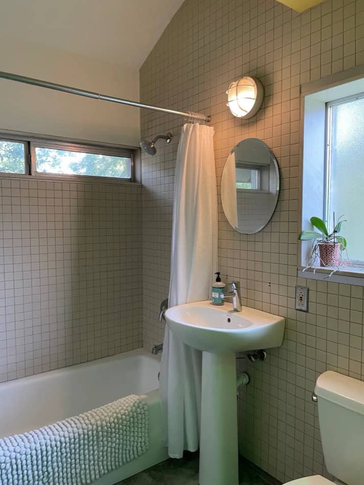 Modern Small House Houston Loop 610 006