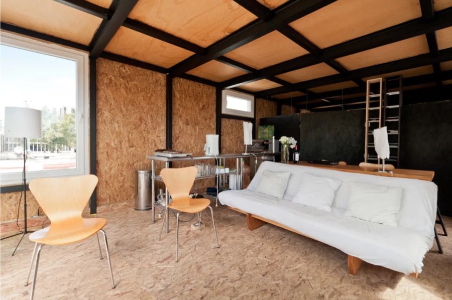 Modern Tiny House Built On A Rooftop In Mexico City via Alex-Airbnb 0010