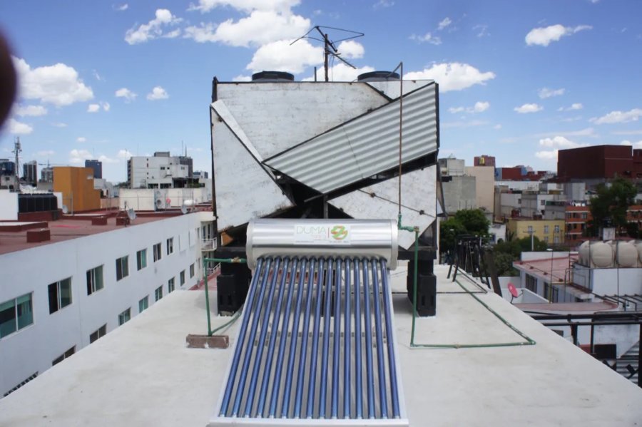 Modern Tiny House Built On A Rooftop In Mexico City via Alex-Airbnb 0027