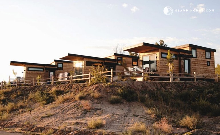 Modern Tiny House with Breathtaking Desert Views