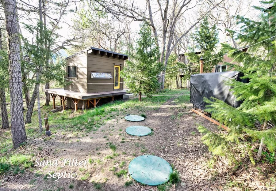 Multiple Tiny Houses on 5 Acres in Ashland OR via Zillow 0038