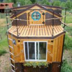 Nautical House by Rogue Valley Tiny Home Construction 3