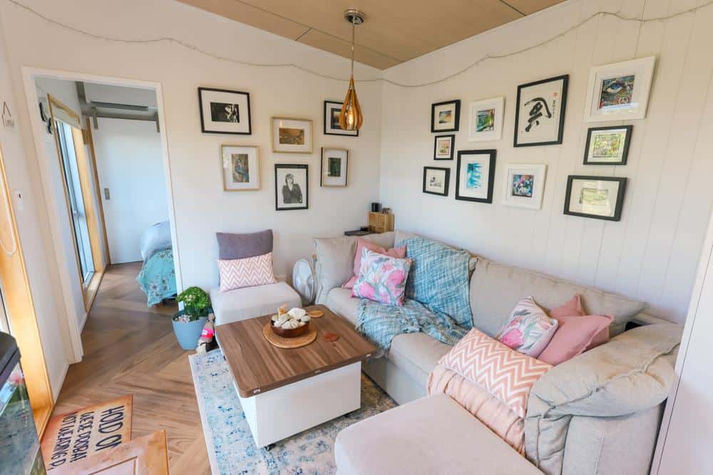 Stunning Off-Grid Single Family Apartment image