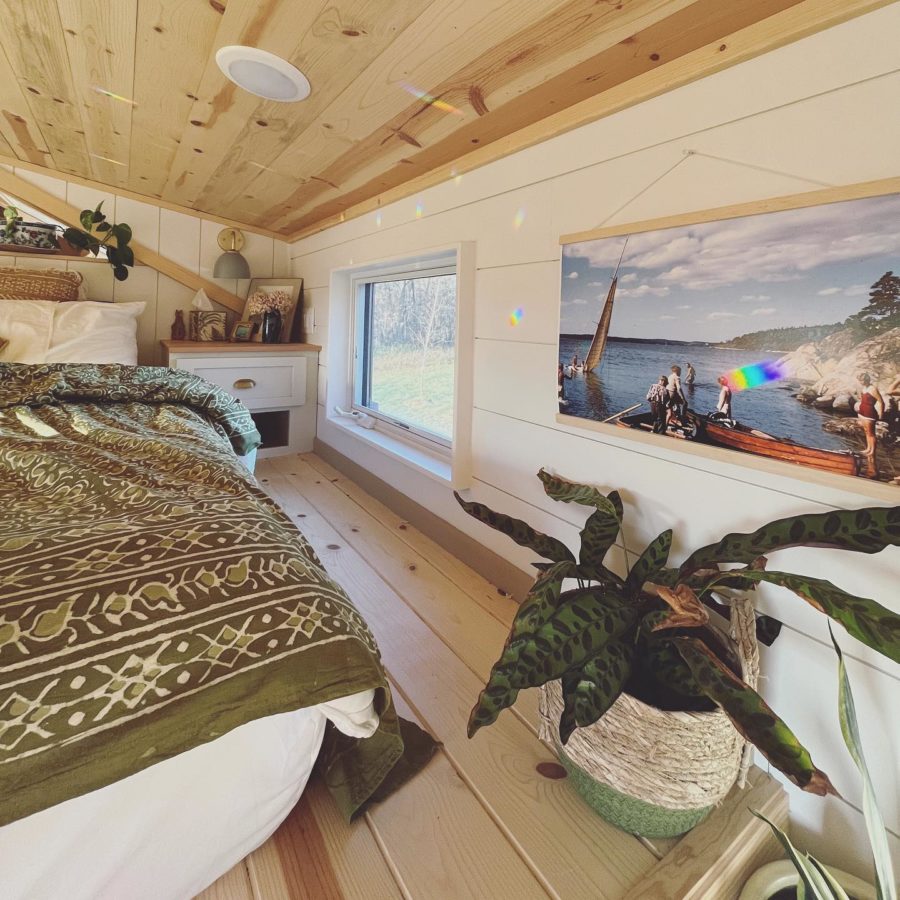 Off-Grid Living in their Mitchcraft THOW 2 33