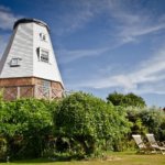 Old Smock Windmill Cottage in Benenden England via Clare40win-Airbnb 001