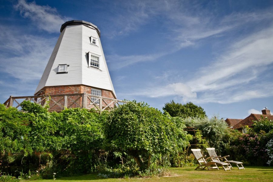 Old Smock Windmill Cottage in Benenden England via Clare40win-Airbnb 001