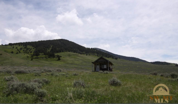 one-room-off-grid-montana-cabin-for-sale-8