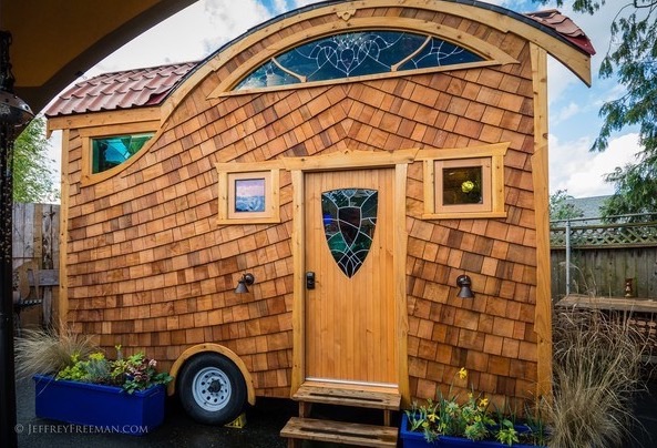 Pacifica Tiny House 001