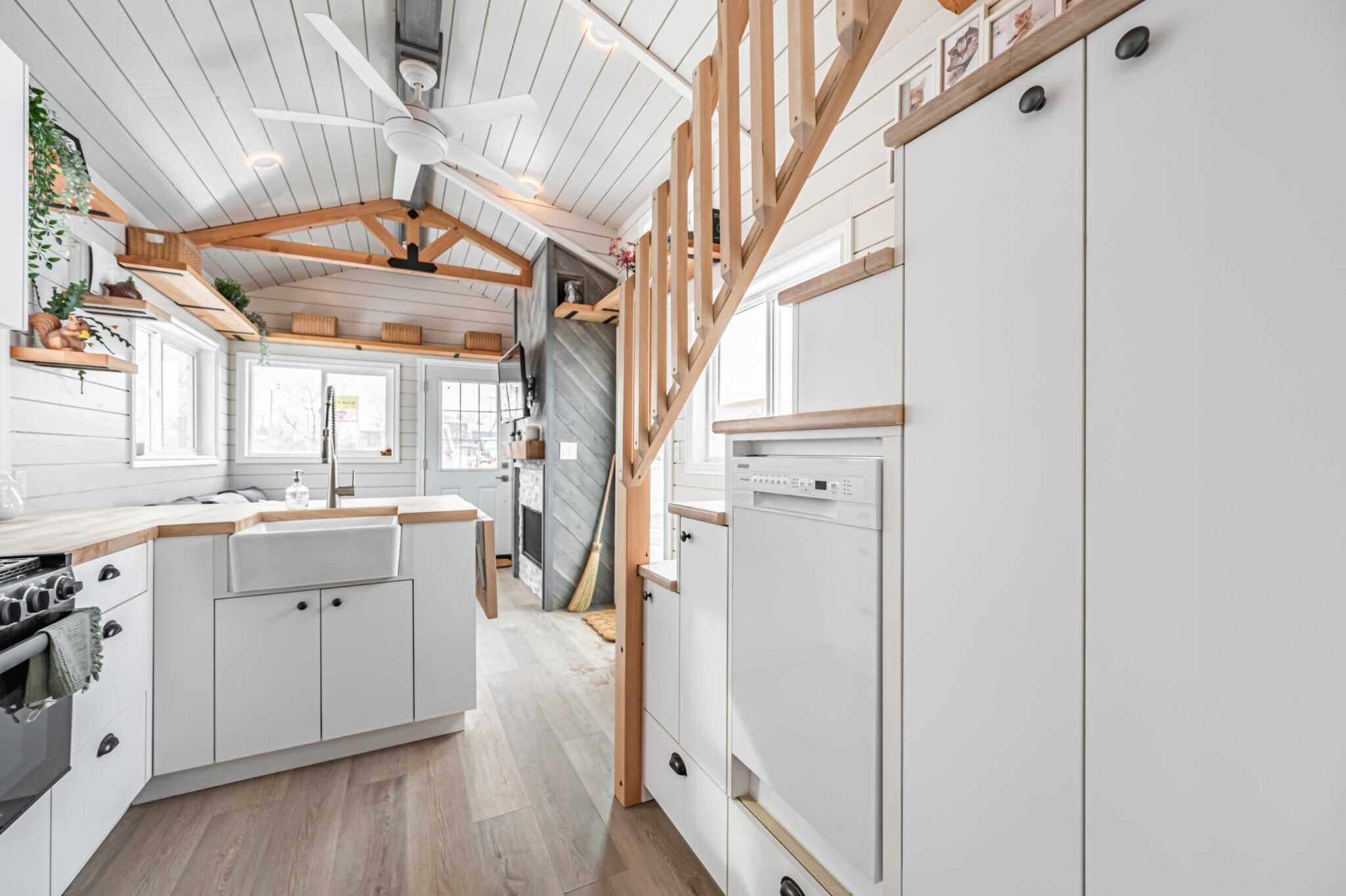 10.5-ft. Wide Paddock Paradise Tiny House