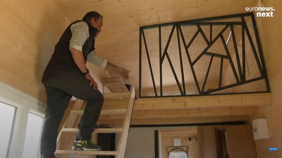 People Experiencing Homelessness in France Can Build Their Own Tiny Homes!