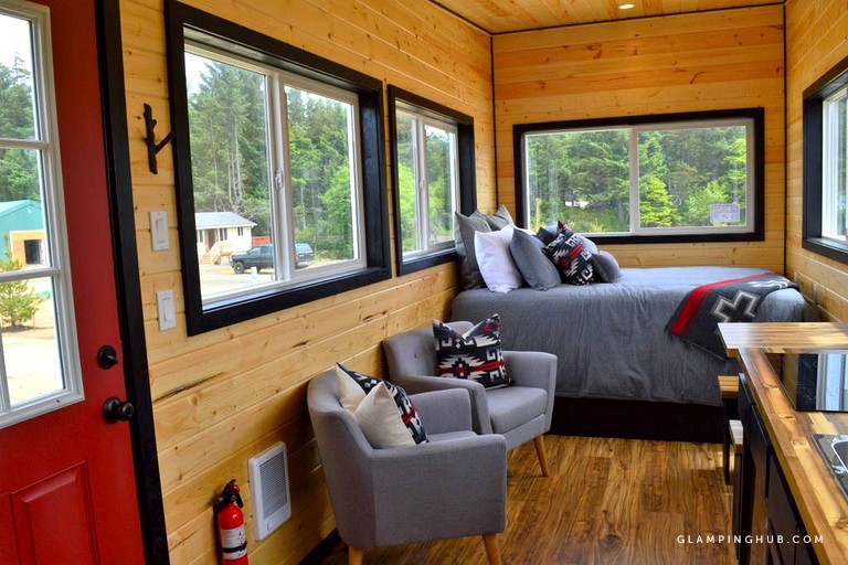 Pet-Friendly Tiny House Vacation With Dog-Park in Waldport 005