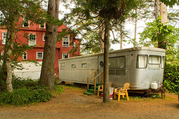 The Picnic Trailer at the Sou'Wester Lodge