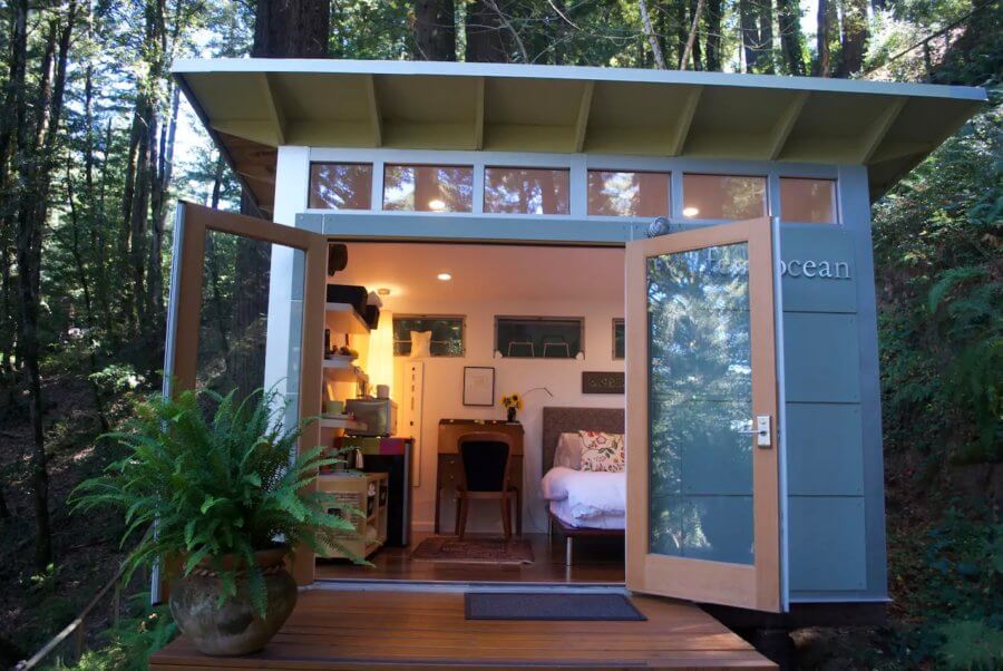 Redwoods Studio Cabin Vacation in California 002