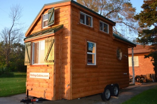 Rolling Cabins Tiny Log House on Wheels 001