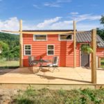 Romantic Tiny House Getaway Near Chattanooga 0014