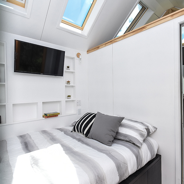 Roost26 THOW by Perch and Nest 0011