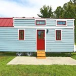 Rose and Crown Tiny House Vacation in Travelers Rest 001