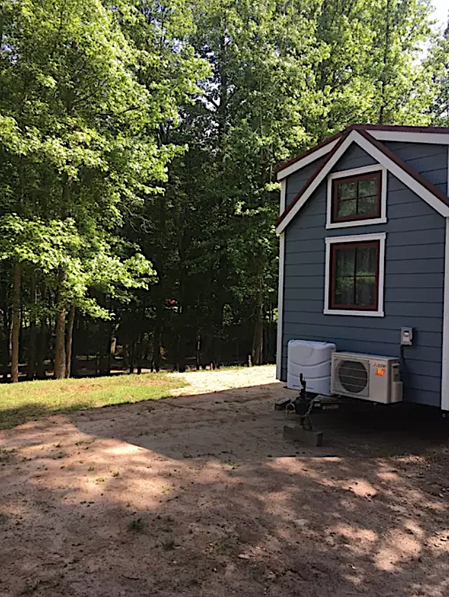 Rose & Crown Tiny House: A Tumbleweed Elm You Can Try in Travelers Rest ...