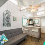 Sand Dollar: "Not-So-Tiny" House In Florida -- 5 Mins. To The Beach
