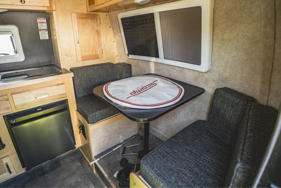 Front dinette with a round table cover