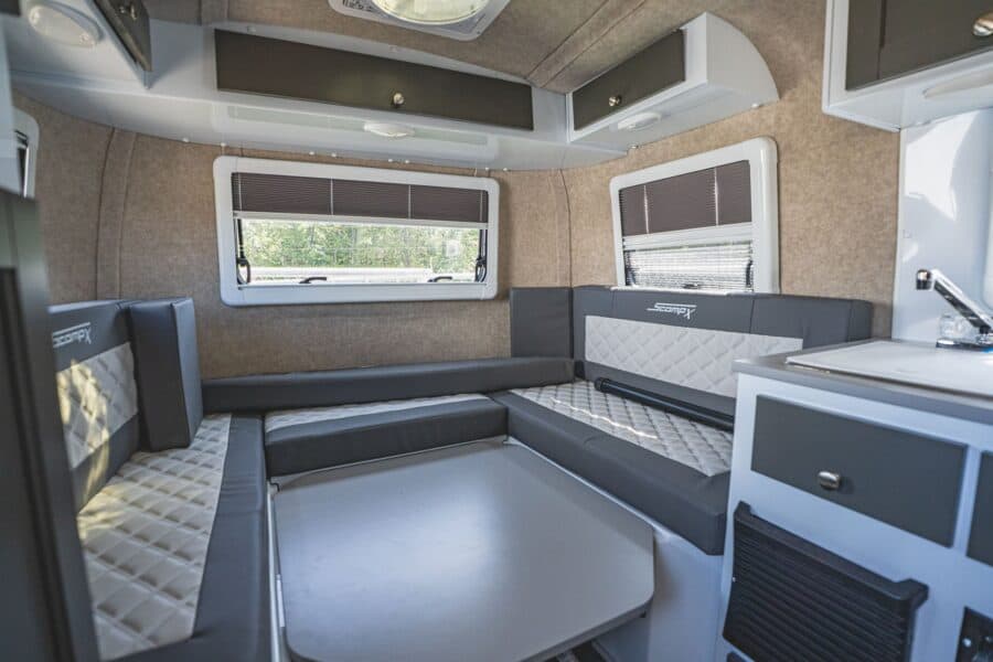 U-shaped rear dinette with a table under the back window
