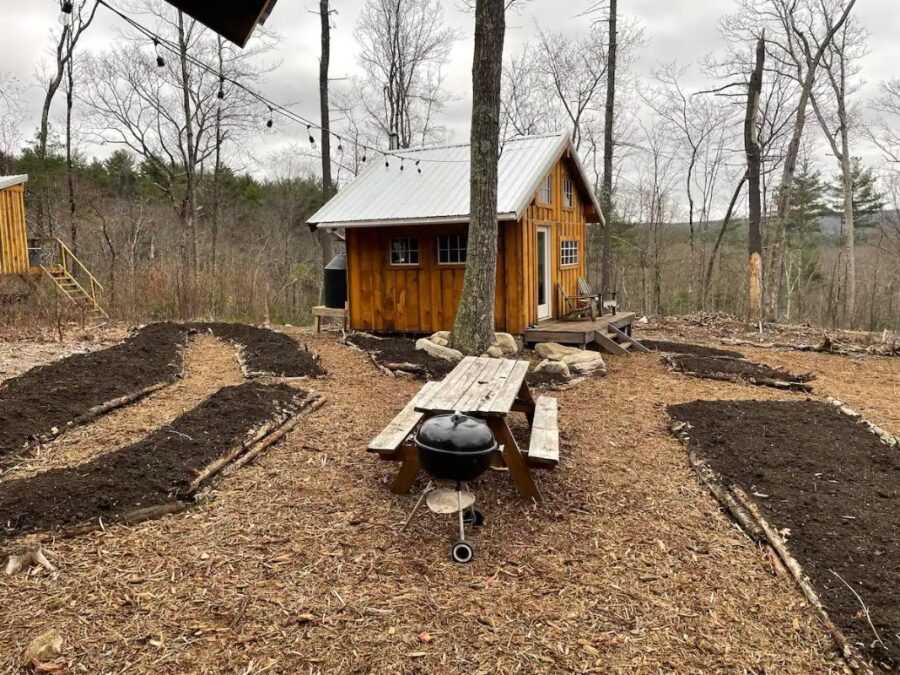 Semi Off-Grid Cabin Camp Retreat in Massachusetts 4
