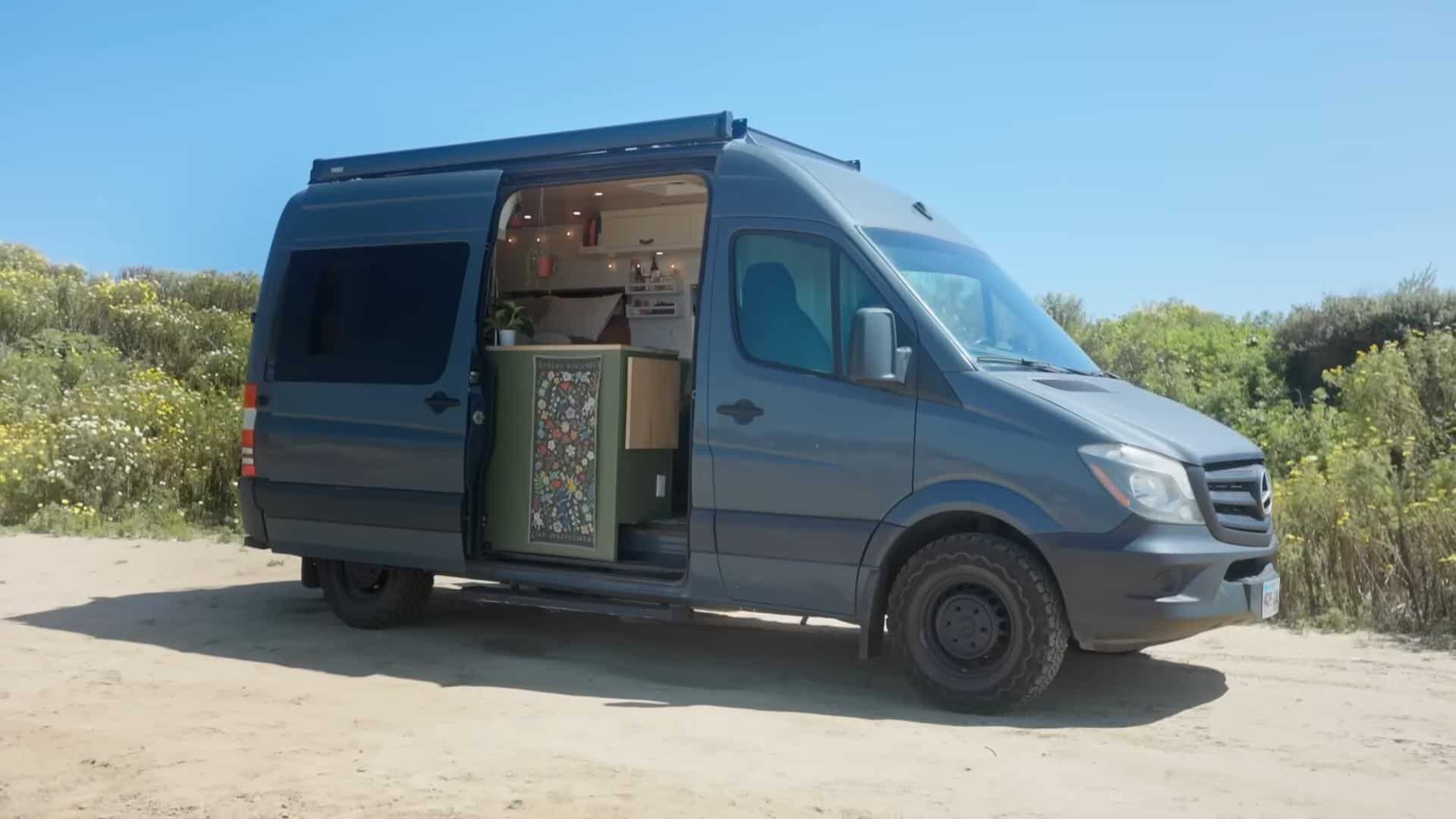 Tiny House on Wheels for Nomadic Living