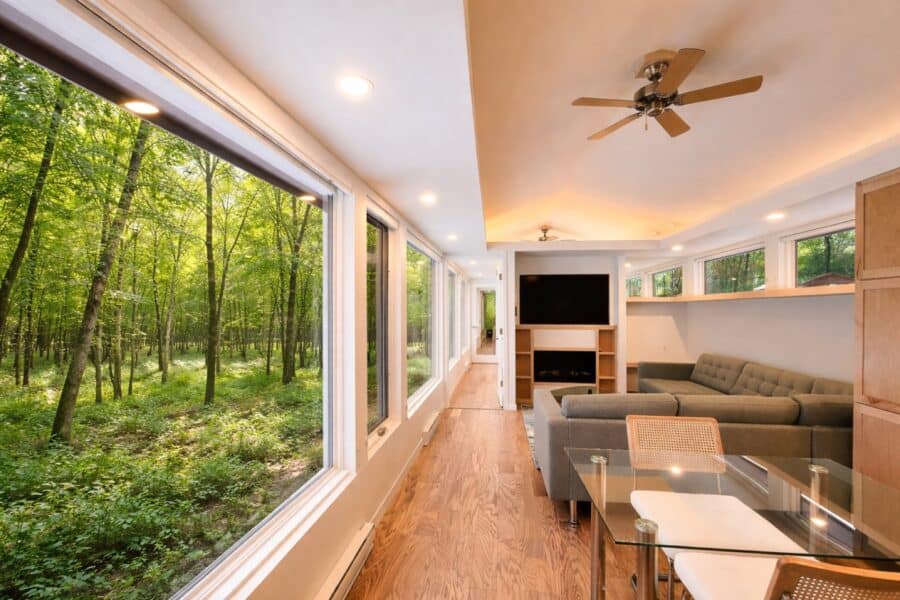 Shoreline Glass House Lot 21 Canoe Bay Village 001