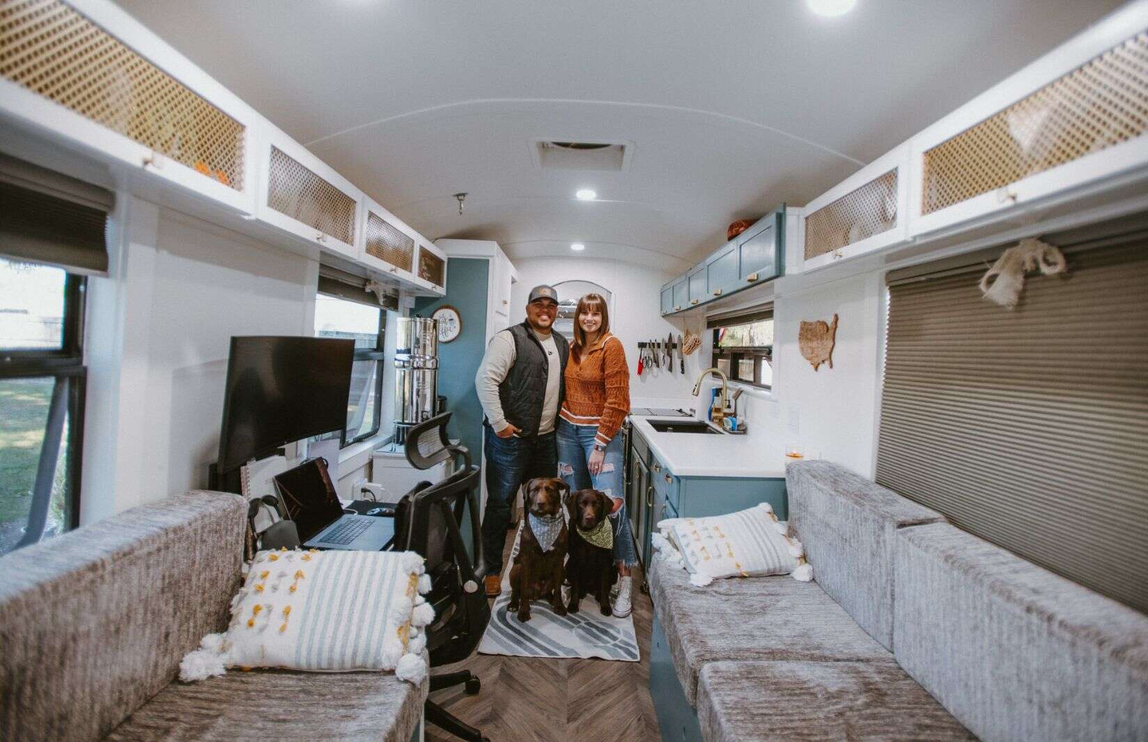 Tiny House with Full Bathroom and Roof Raise