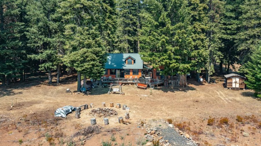 Small Cabin and Tiny House in Ashland via Zillow 0015