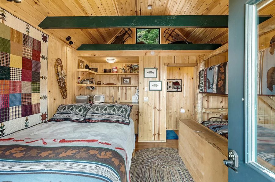 Small Cabin and Tiny House in Ashland via Zillow 002