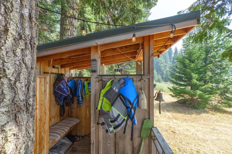 Small Cabin and Tiny House in Ashland via Zillow 008