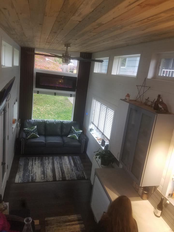 Son Designs and Builds Tiny House for his Mom