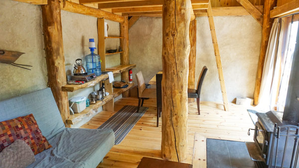 Tiny Straw Bale Cabin with Passive Solar Green Roof – VIDEO