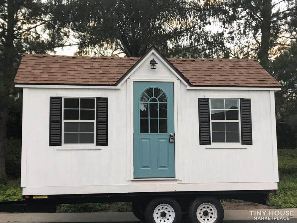 Studio Tiny Cottage on Wheels for $25k