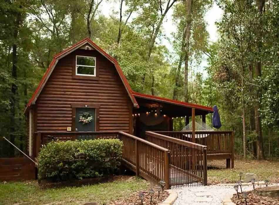 Cozy Tiny Cabin with Outdoor Shower in Florida