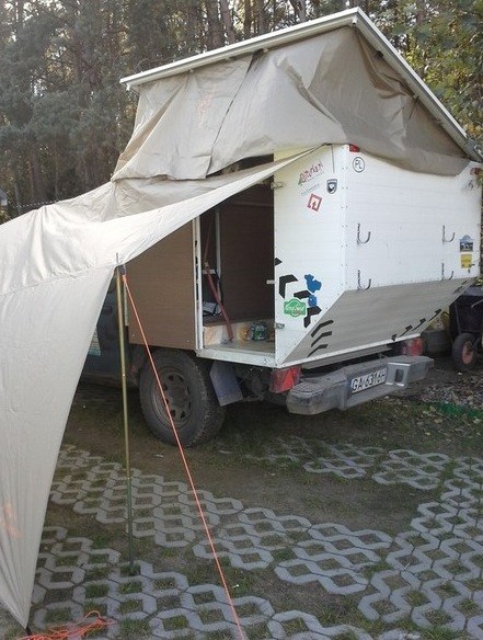 Teacher Builds DIY Off Road Toyota Tacoma Camper 0020