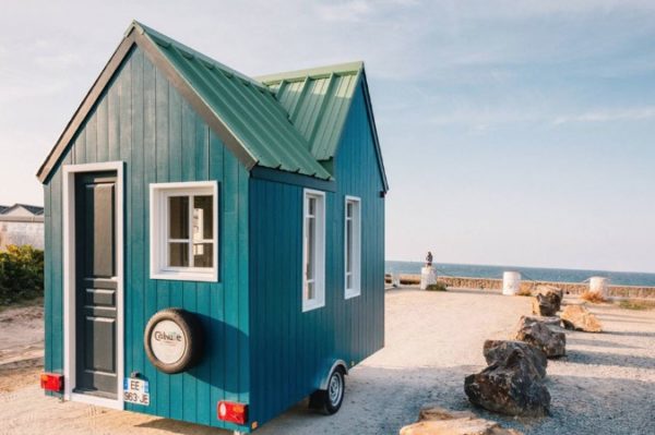 The Cahute 113sf Tiny Cottage on Wheels 001