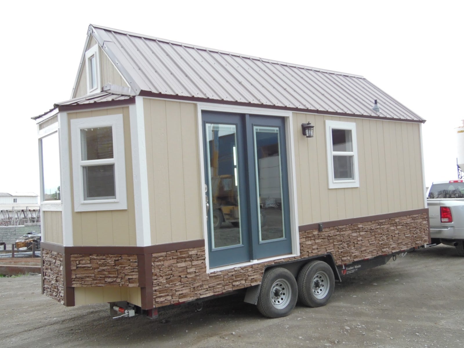 the-crosswinds-tiny-house-001