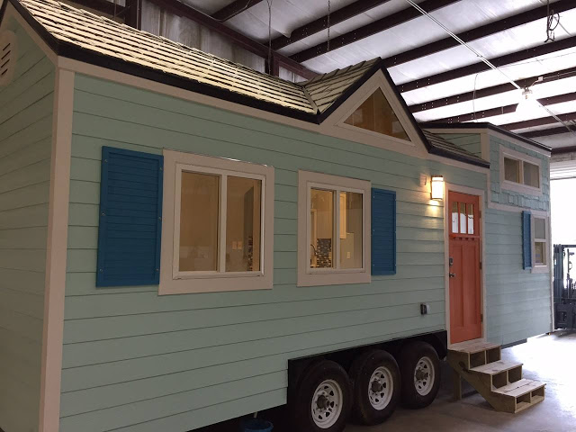 The Fontana Beach Tiny House 001