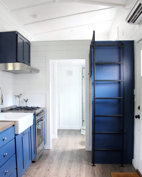 The-Juniper-Tiny-House-from-Mustard-Seed-Tiny-Homes-002