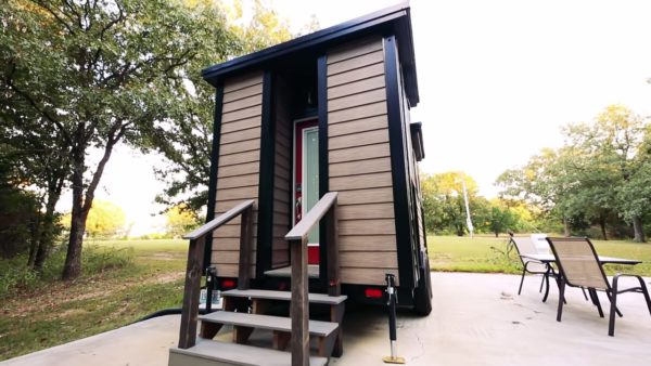 The Little Zen Tiny House for Living Big In A Tiny House 007