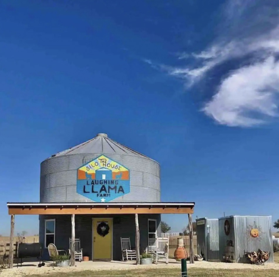 The Silo House at Laughing Lama Farm in Troy 0026