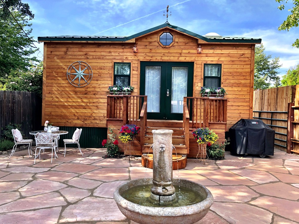 The Stumble Tiny House Vacation in Los Olivos California 01