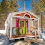 The Tiny Apple Blossom Cottage 001