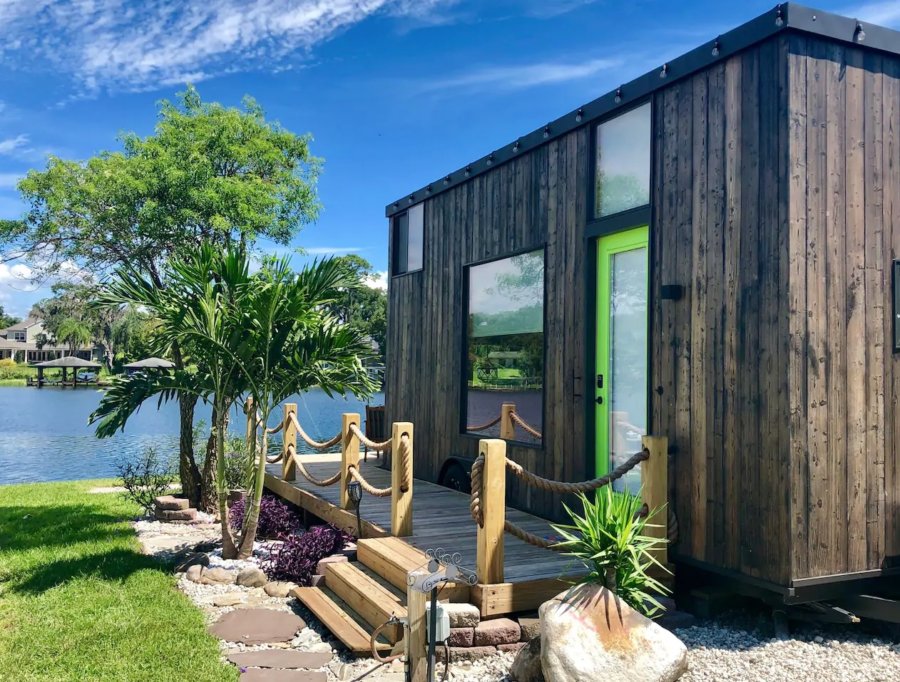 The View Modern Tiny House in Orlando Lakefront via Adam-Airbnb 0023
