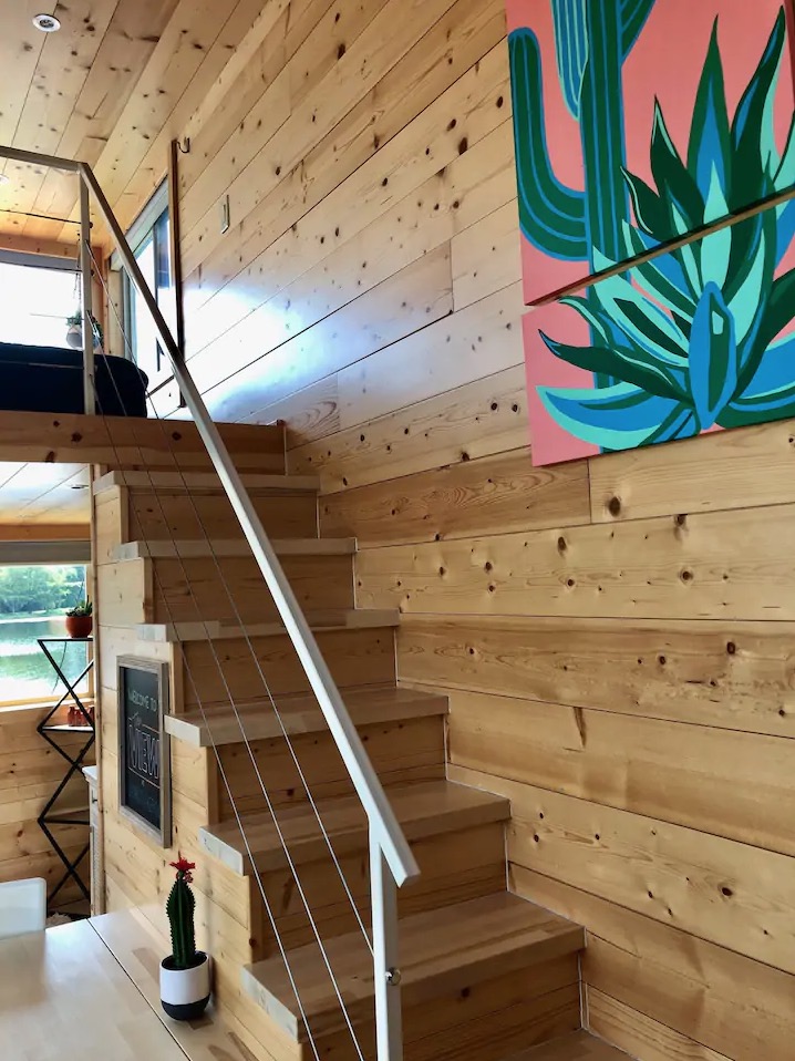The View Modern Tiny House in Orlando Lakefront via Adam-Airbnb 008